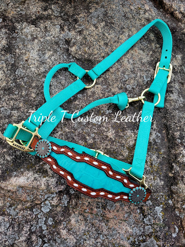 Turquoise Gator Inlay Noseband with Buckstitch on Turquoise Halter